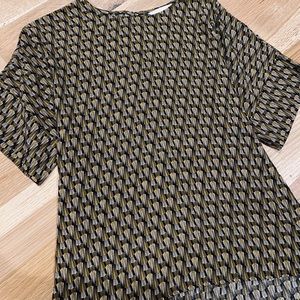 Old navy flowy dolman style top